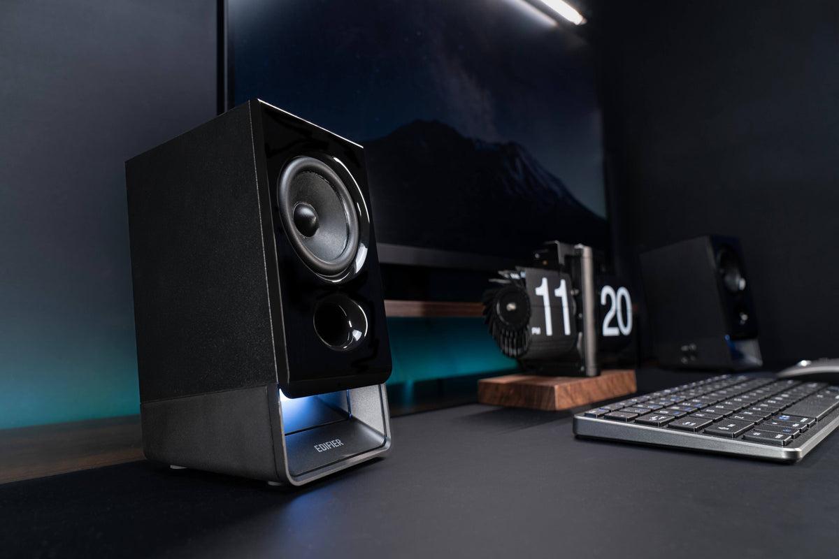 Edifier - R20BT Bluetooth 6.0 Bookshelf Speakers (Pair) - Black