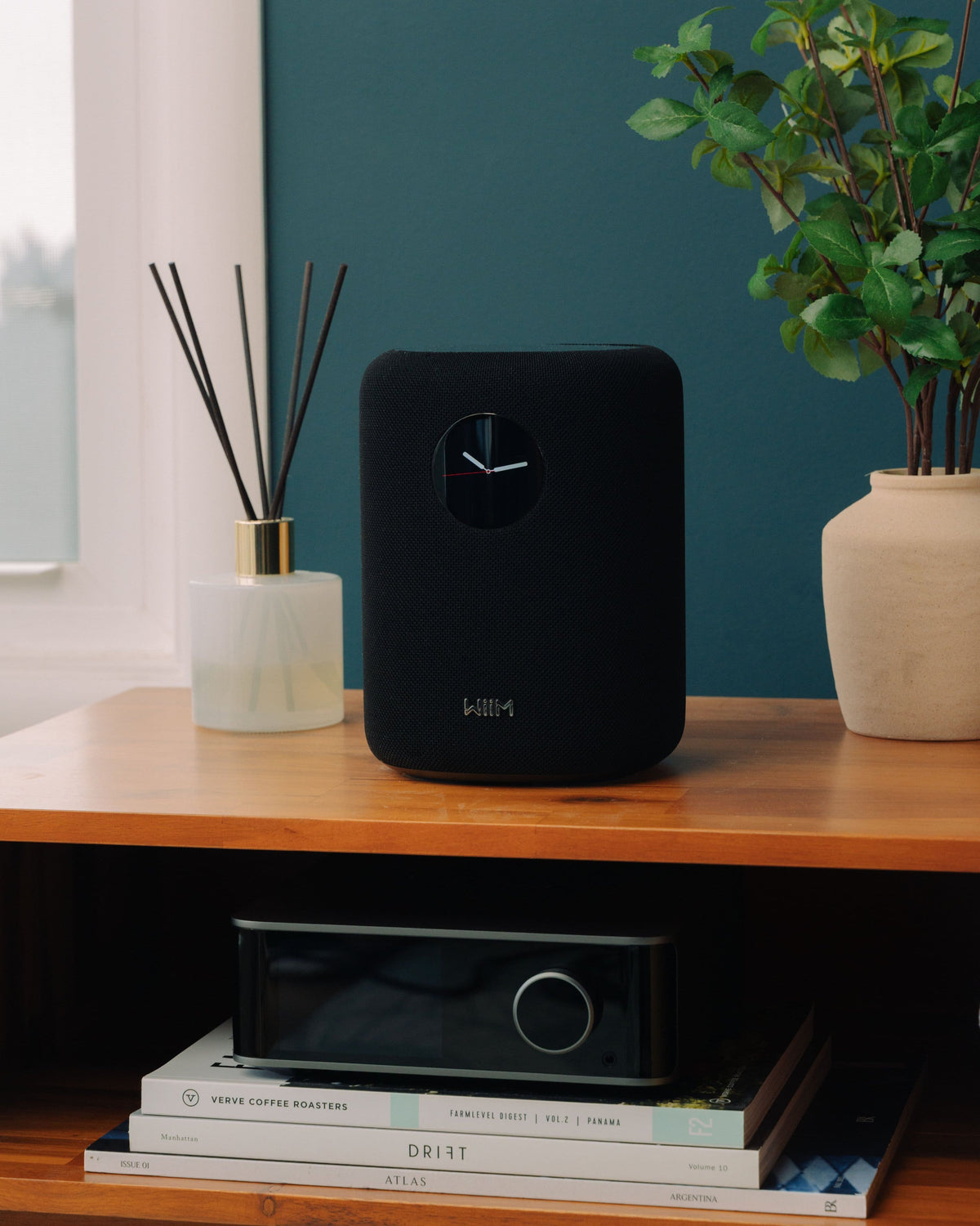 WiiM - Sound Smart Speaker w/ 1.8″ Touch Display, Hi‑Res 24‑bit/192 kHz, AI RoomFit - Black