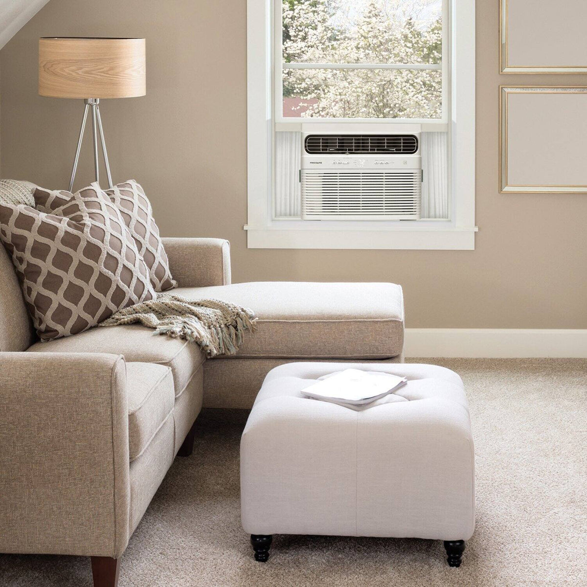 Frigidaire - 12,000 BTU 550 Sq. Ft. Smart Inverter Window Air Conditioner with Remote - White
