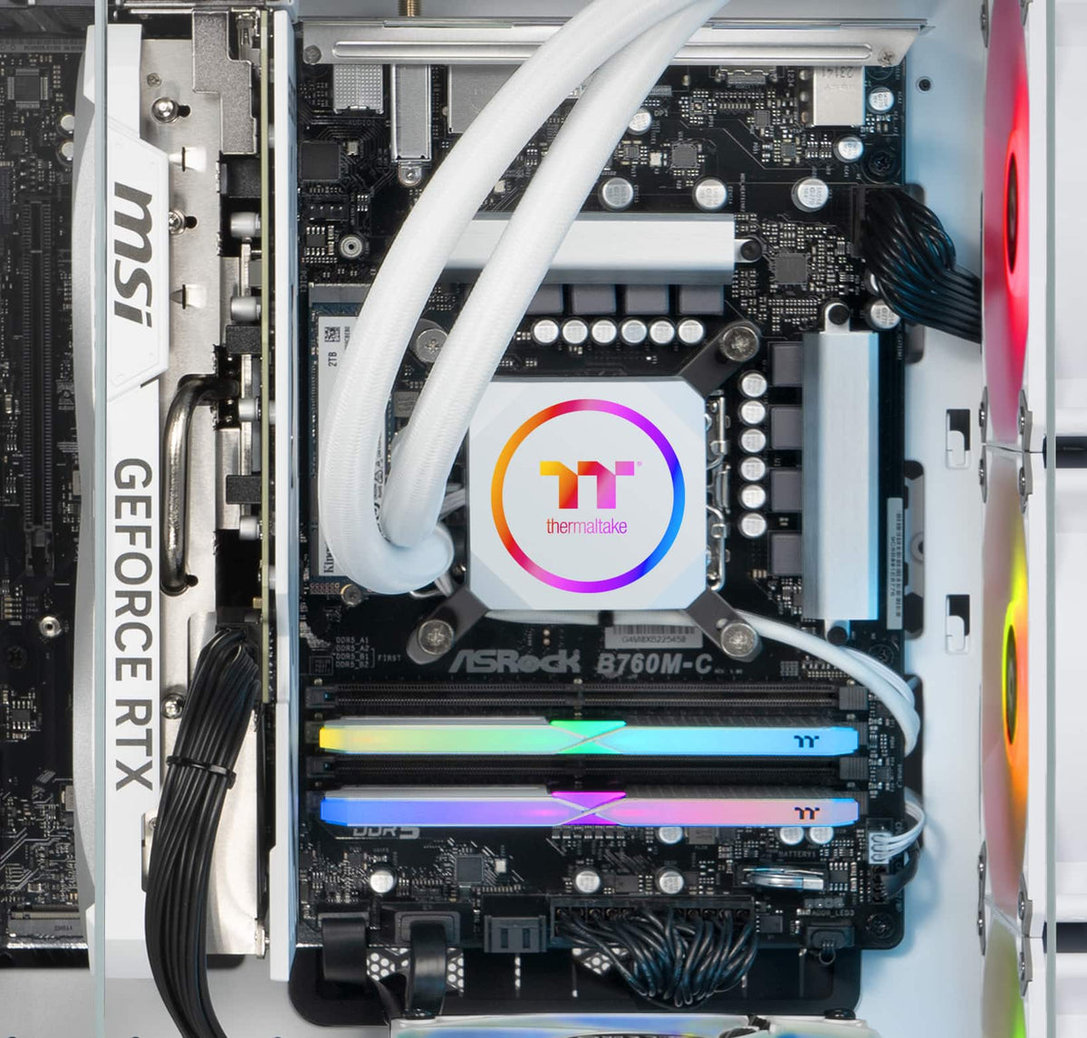 Thermaltake - LCGS Reactor 7897XS Gaming Desktop AMD Ryzen 7 7800X3D 2025 32GB Memory Radeon RX 9070 XT 2TB SSD NVMe M.2 - Snow