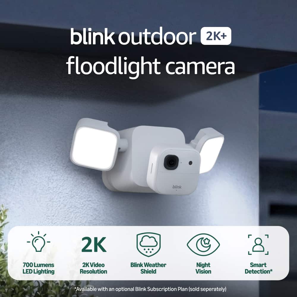 Blink - Outdoor 2K+ Floodlight Camera - Wireless smart security camera, 2K resolution, 700 lumens, Sync Module Core included - White