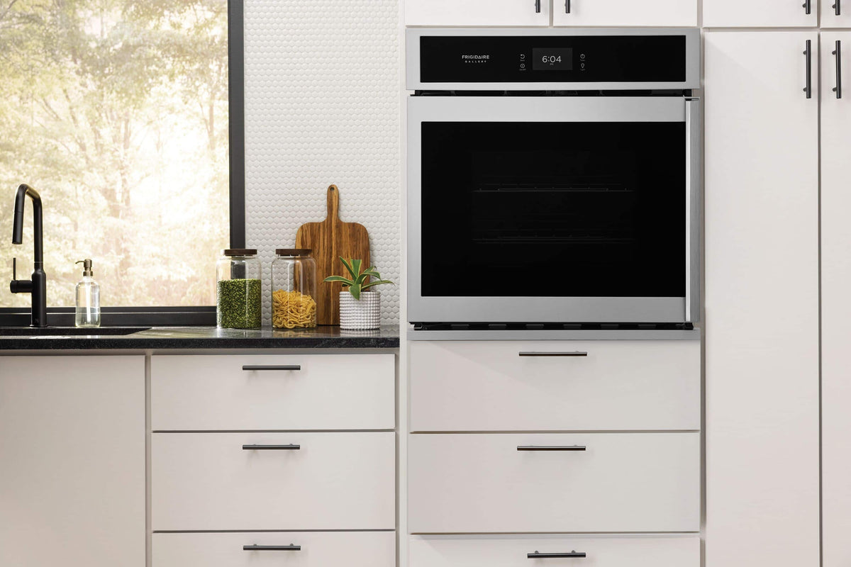 Frigidaire - Gallery 27" Single Electric Wall Oven - Stainless Steel