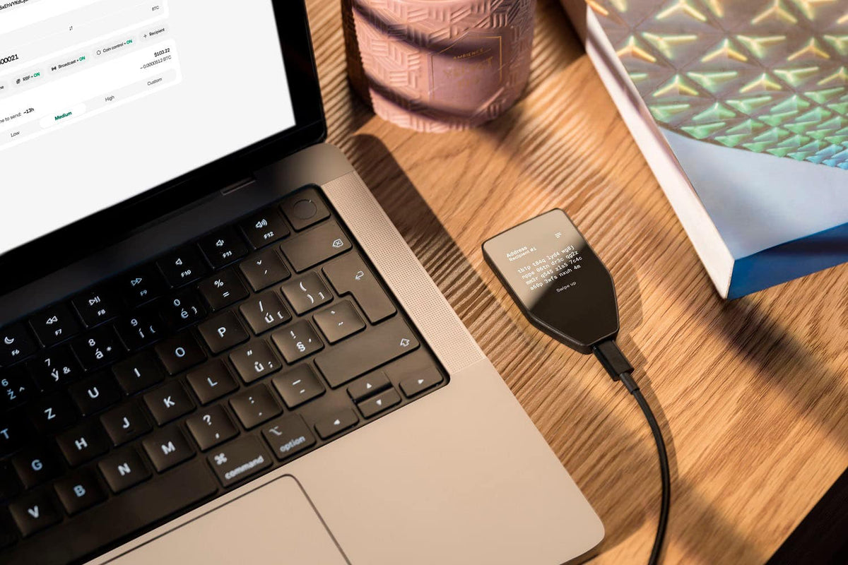 Trezor - Safe 5 - Passphrase & Secure Element Crypto Hardware Wallet with Touch Screen and Haptic Feedback - Black Graphite