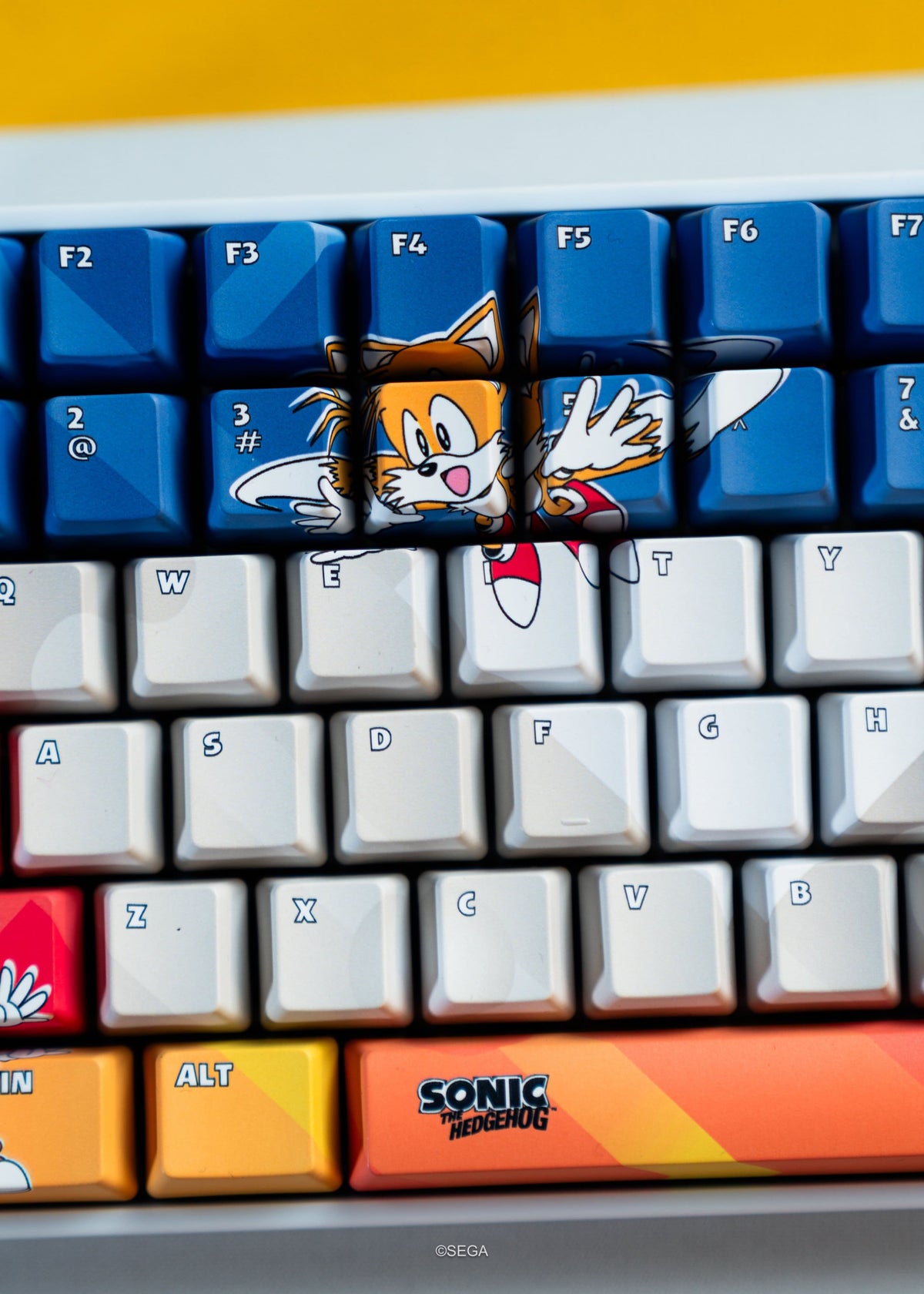 Higround - Basecamp 96+ 96% Wired Mechanical Lubed TTC Neptune Switch Gaming Keyboard with RGB Backlighting - Sega - Classic Sonic