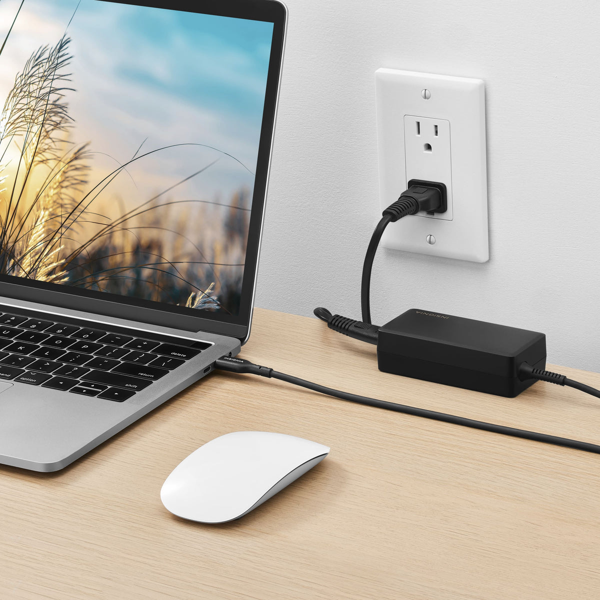 Insignia™ - 65W 8 ft. Laptop Power Adapter for USB-C Devices - Black