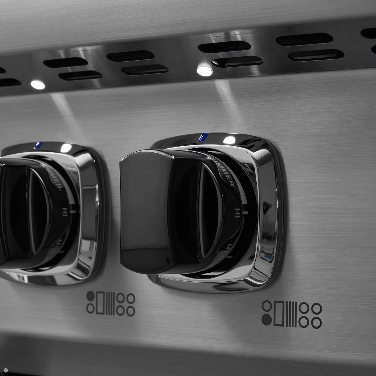 Viking - 48 in. Wide 8 Burner 5-Series Gas Open Burner Range - Damascus Gray