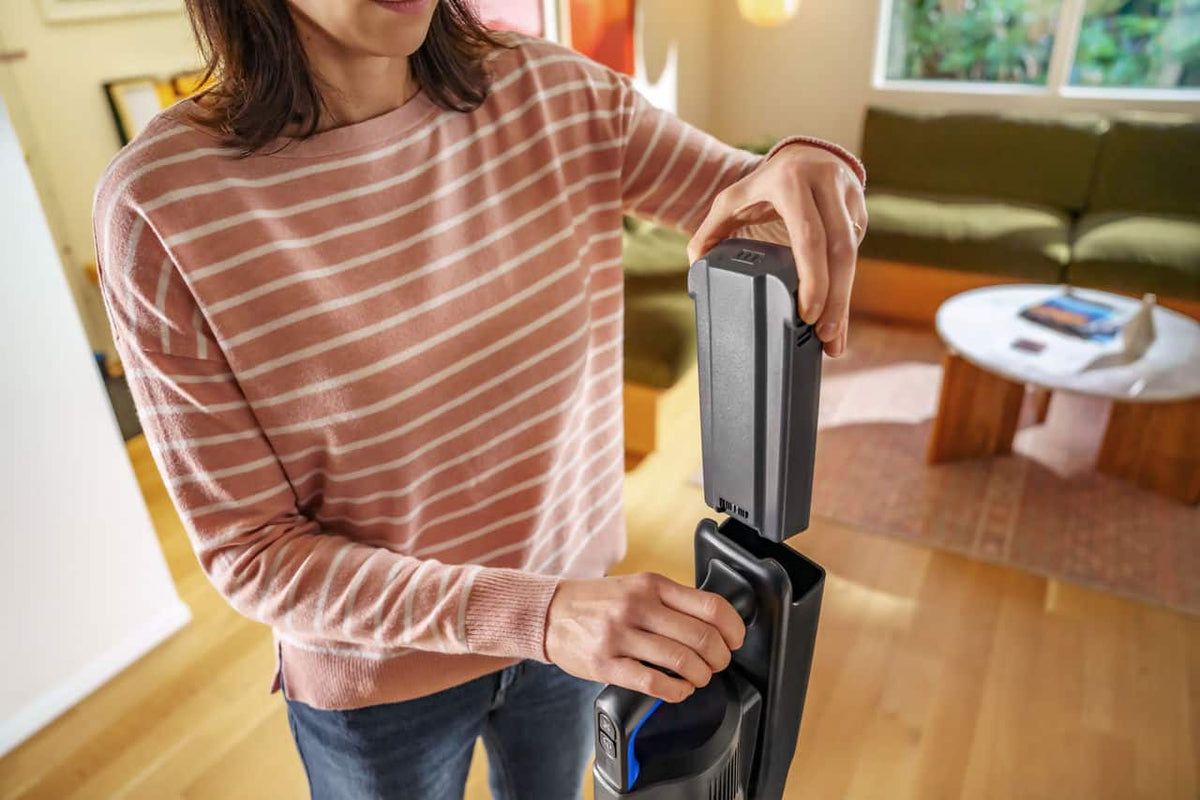BISSELL - PowerClean FurFinder Stick Vacuum - Cobalt / Black
