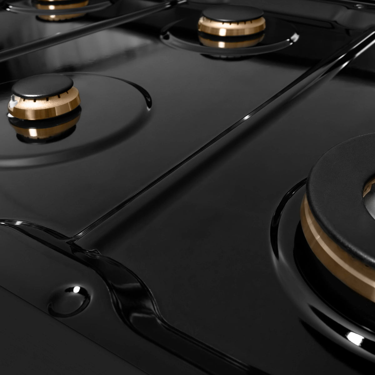 ZLINE - 48 in. Slide-In Classic Gas Rangetop w/ 8 Brass Burners & Porcelain Cooktop in Black Stainless Steel - Black Stainless Steel