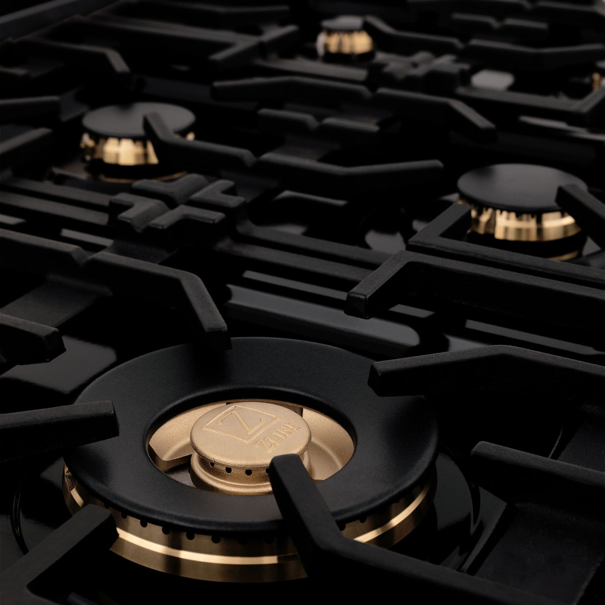 ZLINE - 36 in. Wide 6 Burner Legacy Gas Rangetop with  and Porcelain Cooktop (RTB-BR-36) - Black