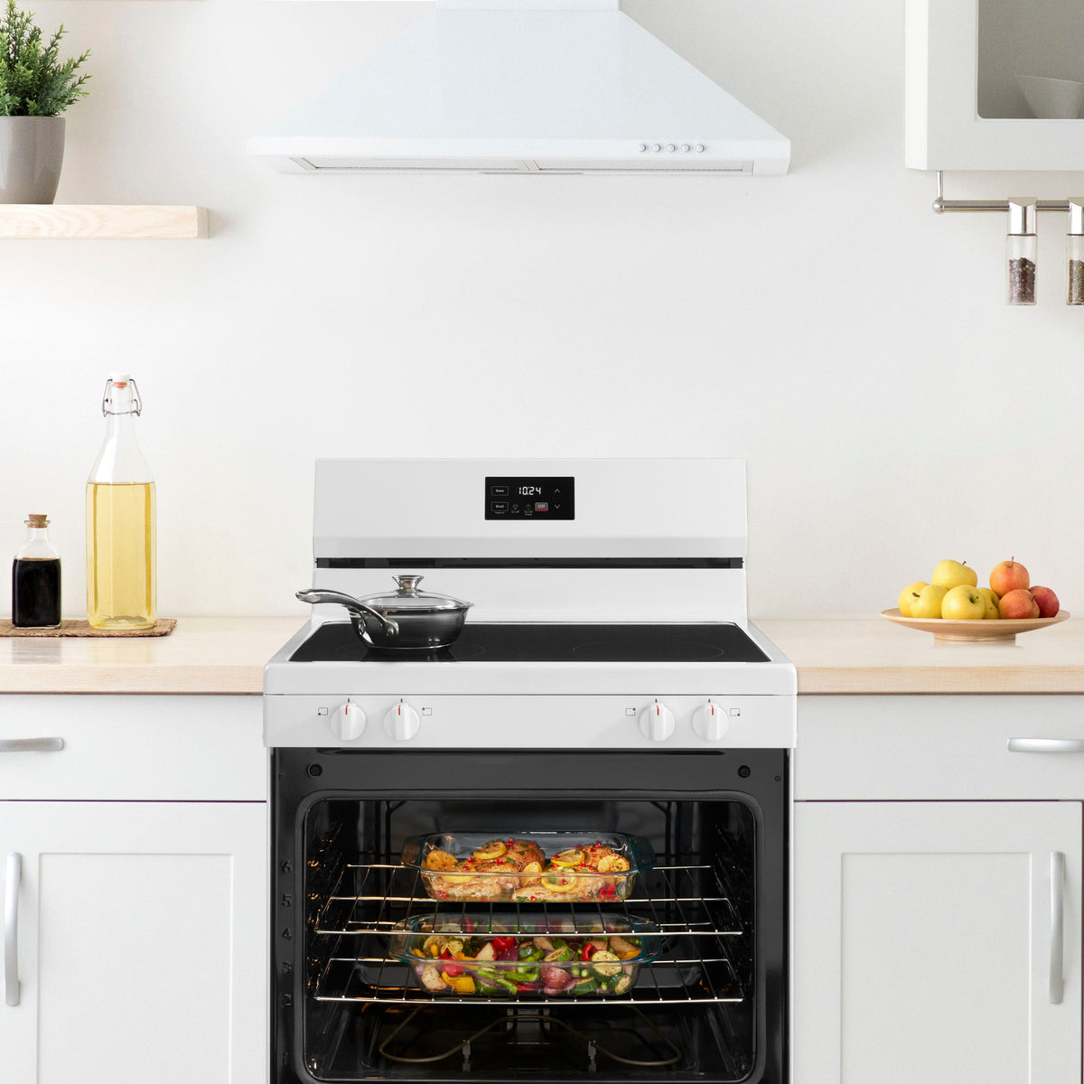 Insignia™ - 30 in. Wide 4 Elements 5.3 Cu. Ft. Freestanding Electric Range with Dual-Size Burner and Storage Drawer - White