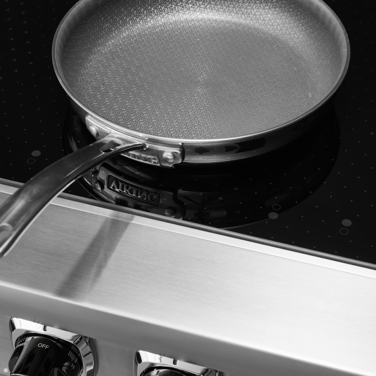 Viking - 48 in. Wide 6 Elements Pro 5 Series 7.3 Cu. Ft. Freestanding 6 Element Induction Convection Range - Slate Blue