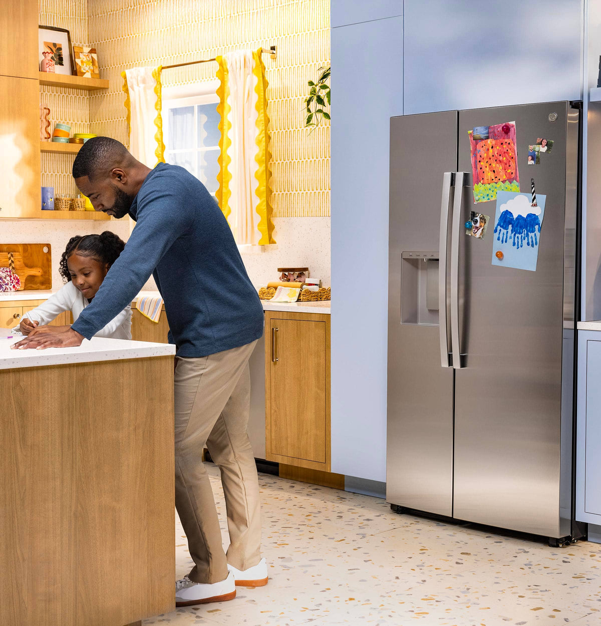 GE - 36 in. Wide ENERGY STAR 27.9 Cu. Ft. Side-By-Side Refrigerator with Extra Tall Dispenser and In-Door Icemaker - Stainless Steel