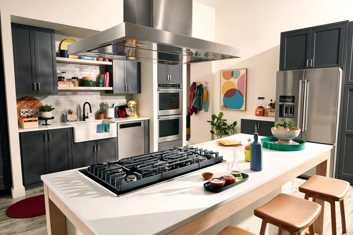KitchenAid - 36 in. Wide 5 burners Built-In Gas Cooktop with Dishwasher-Safe Grates and Knobs - Black