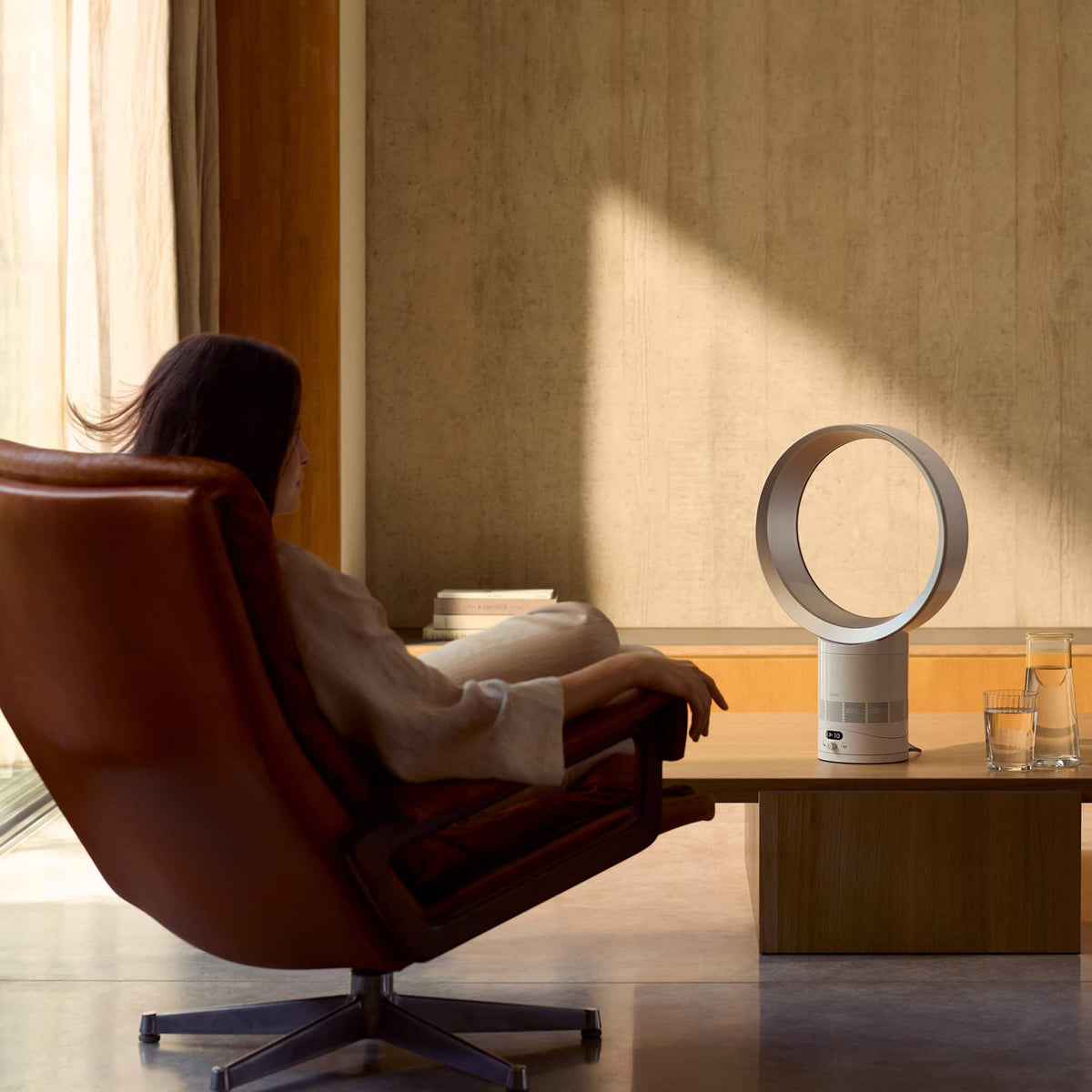 Dyson - Cool CF1 Adjustable Bladeless Desk Fan w/ Air Multiplier Technology - White/Silver