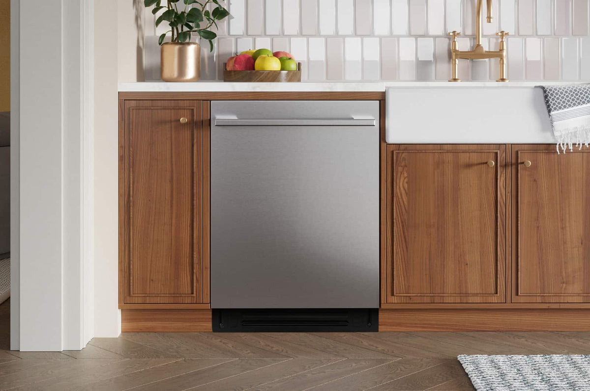 LG - STUDIO FlushFit 24-in Top Control Smart Built-In Stainless Steel Tub Dishwasher w/3rd Rack, 1 Hour Wash and Dry, 39dBA - Stainless Steel
