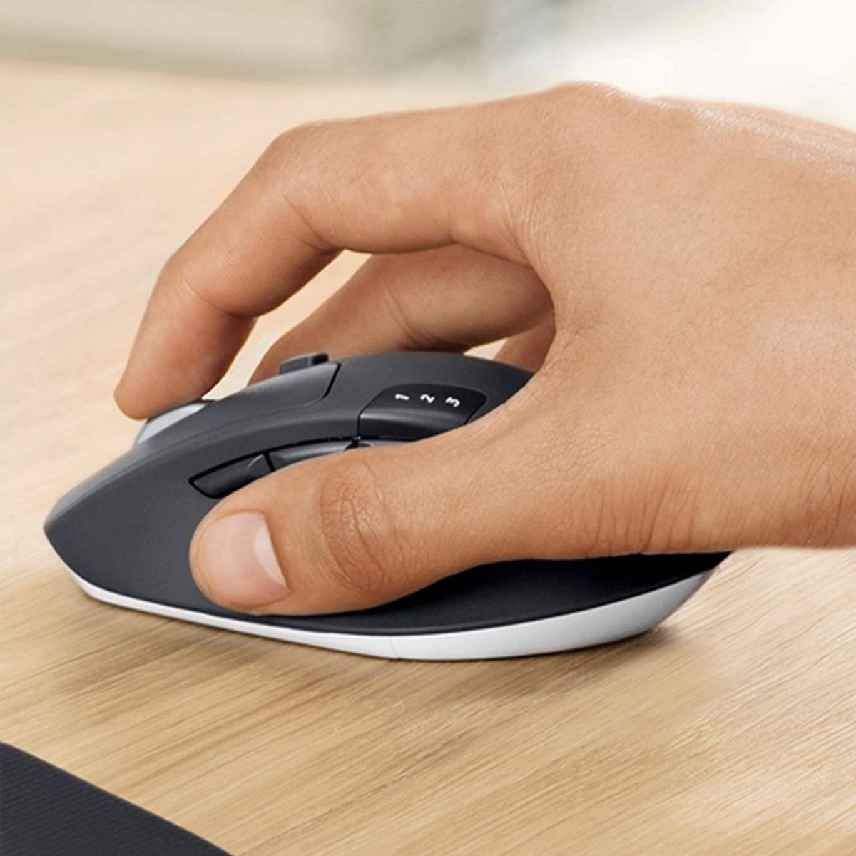 Logitech - MK850 Performance Full-size Wireless Membrane Keyboard and Mouse Combo for PC and Mac - Black