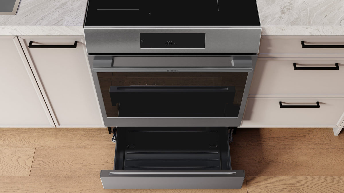 Bosch - 500 Series 30 in. Wide 5.8 Cu. Ft. Slide-In Electric Induction Range with Convection, Steam cleaning and 4 Elements - Stainless Steel
