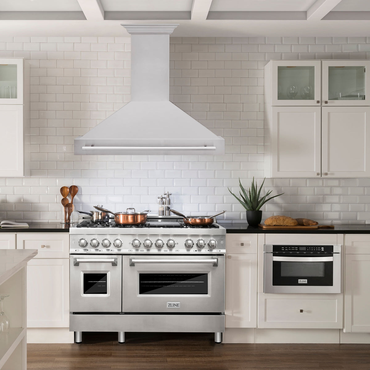 ZLINE - 48 inches - Externally Vented - Wall Range Hood - Stainless Steel