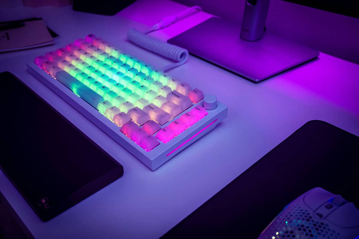 Glorious - Polychroma Translucent Universal RGB Keycaps for 100% 85% 80% TKL 60% Compact 75% Mechanical Keyboards - Translucent V2