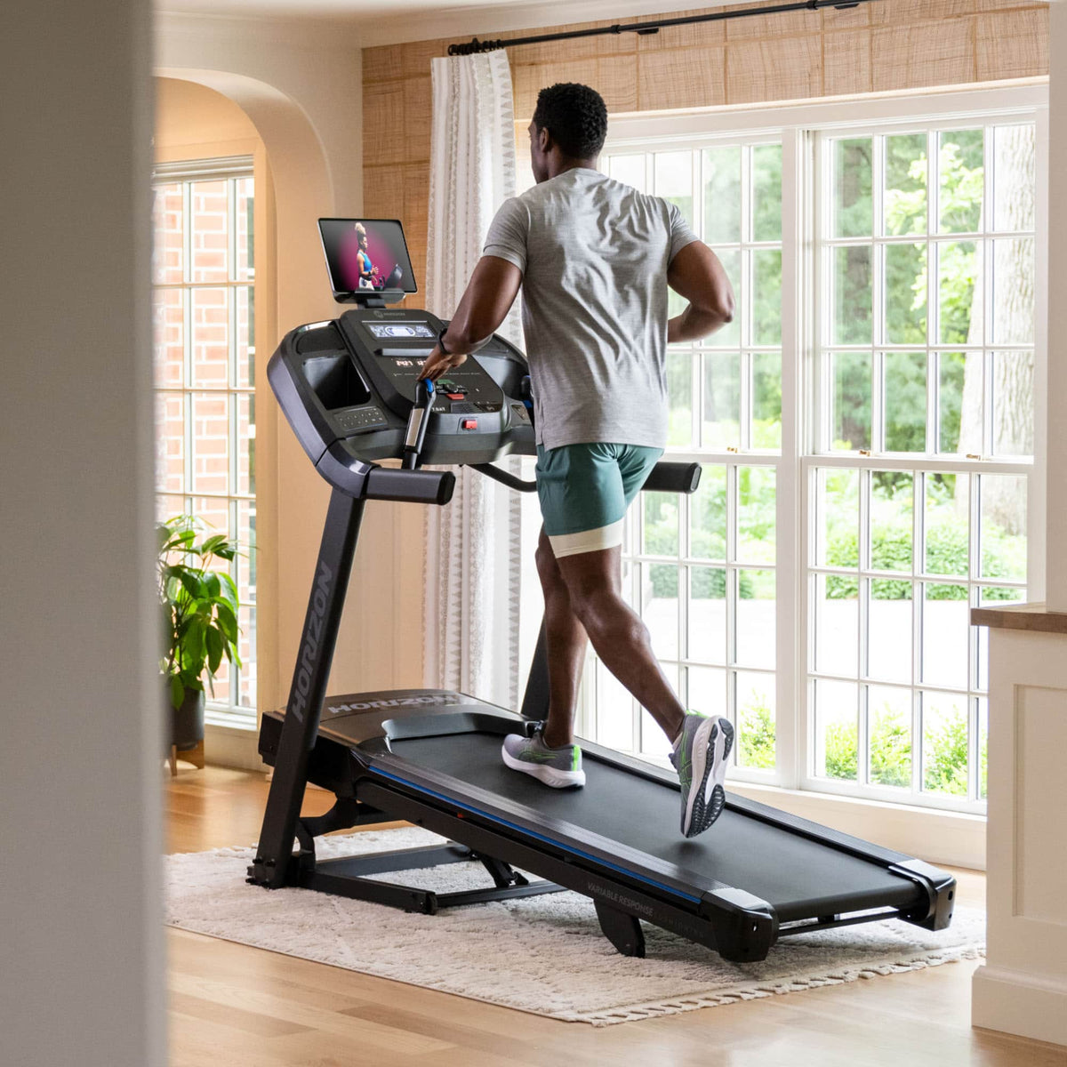 Horizon - Fitness 7.0 AT Treadmill - Black