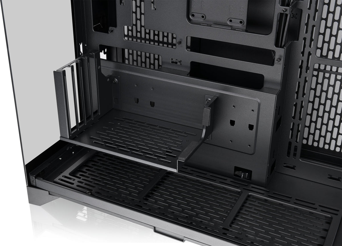 Thermaltake - CTE E550 TG Mid Tower ATX PC Case - Black