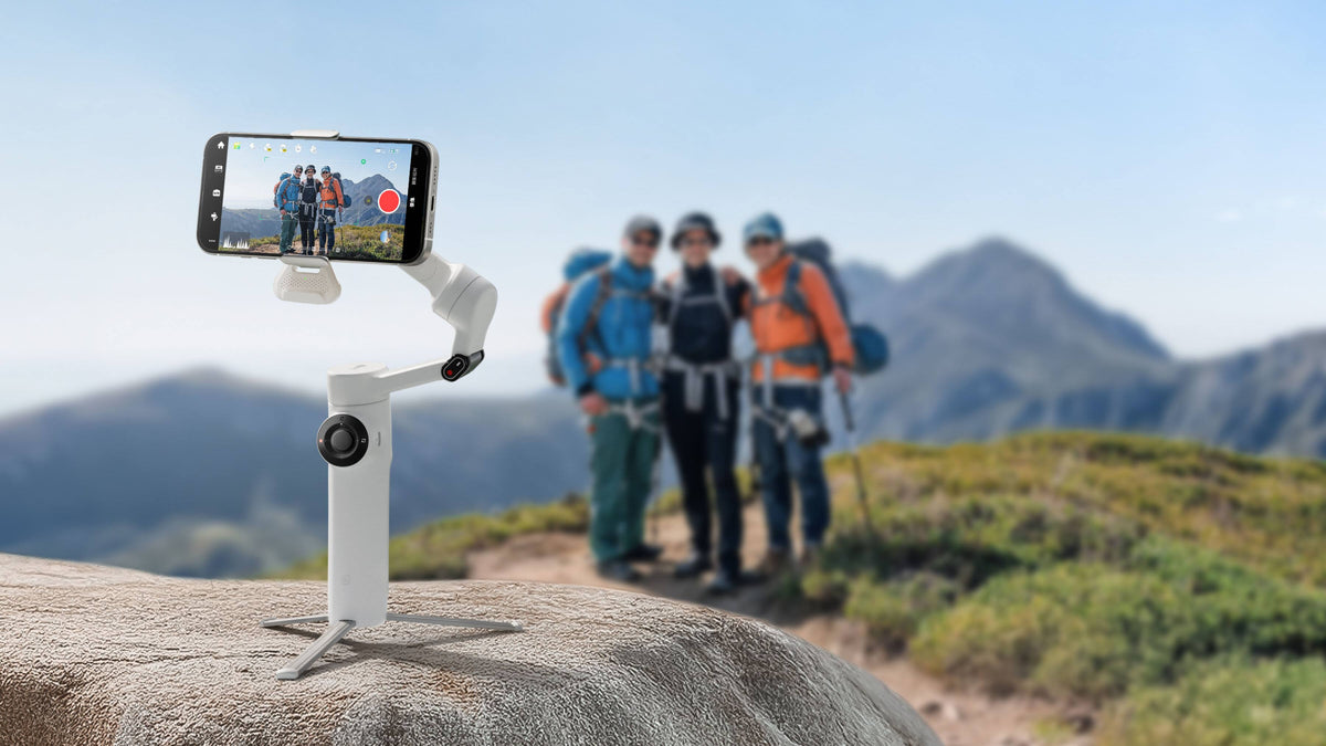 Insta360 - Flow 2 AI Tracker Bundle Gimbal Stabilizer for Smartphones - Summit White