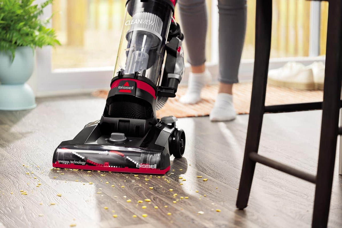 BISSELL - CleanView Upright Vacuum Cleaner - Black/Red