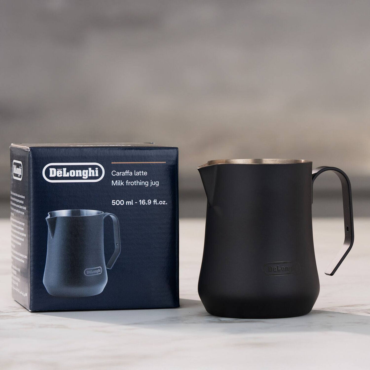 De'Longhi - Milk Frothing Jug - Black