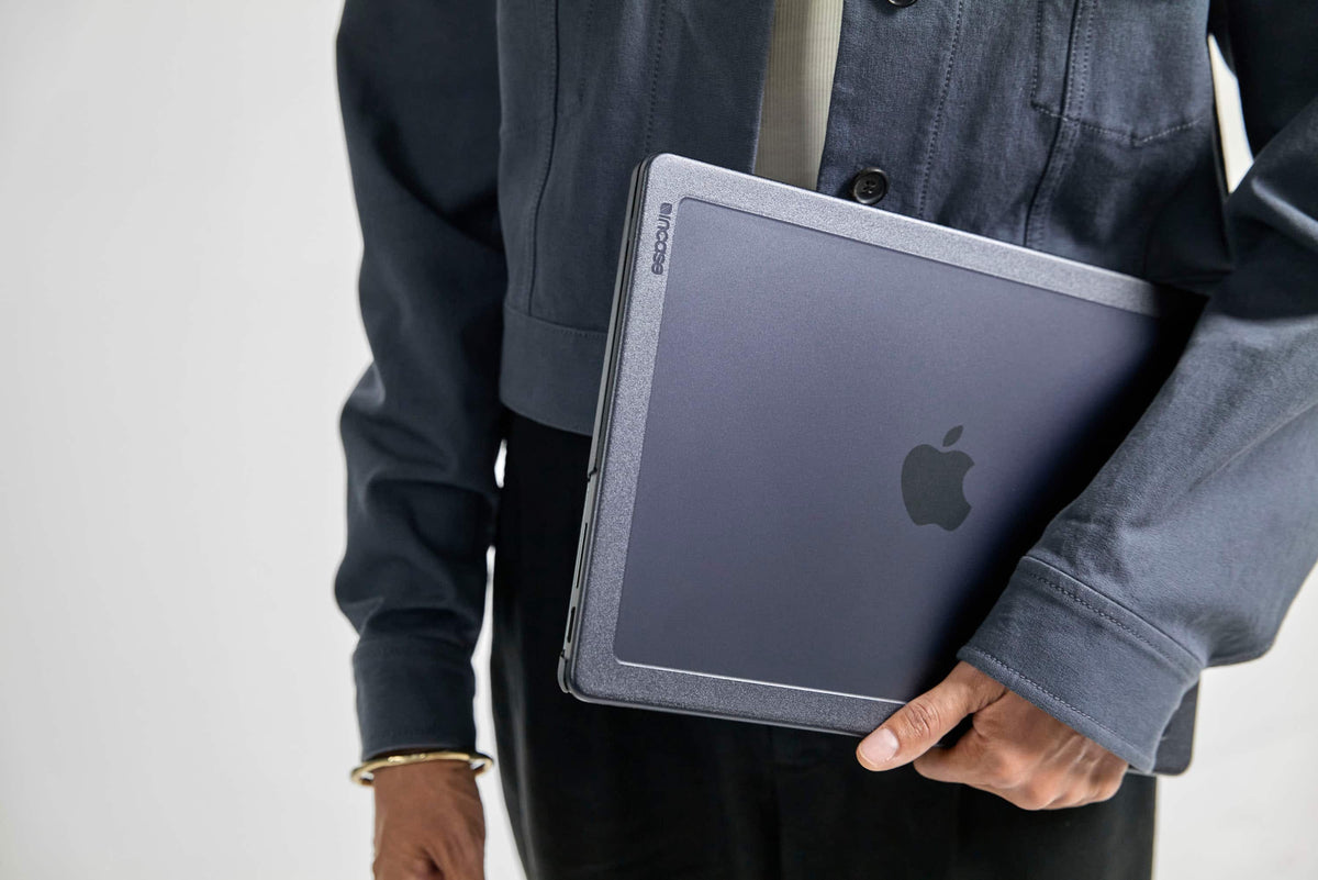 Incase - Edge Hard Shell Case for MacBook Pro 14-inch M5 2026, M4 2024, M3 2023 - Black