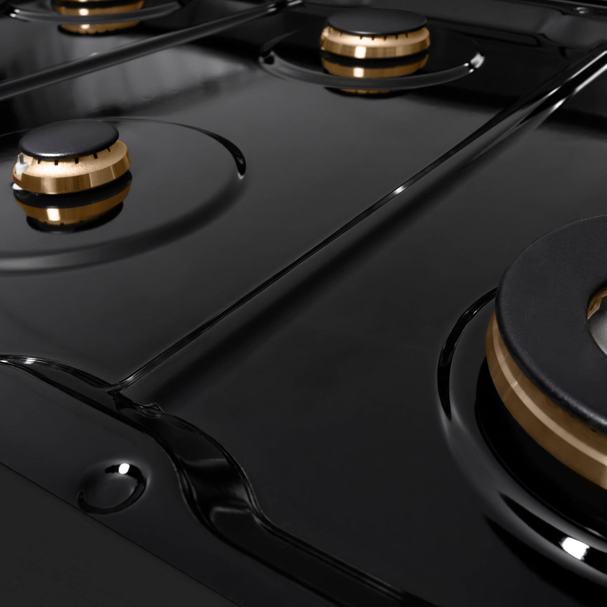 ZLINE - 48 in. Wide 8 Burner AutographParamount Rangetop with Bronze Accents (SRTBZ-48-CB) - Black Stainless Steel