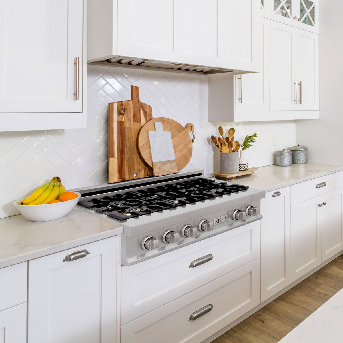 ZLINE - 30 in. Legacy Rangetop w/ 4 Brass Burners and Porcelain Cooktop in Stainless Steel - Stainless Steel