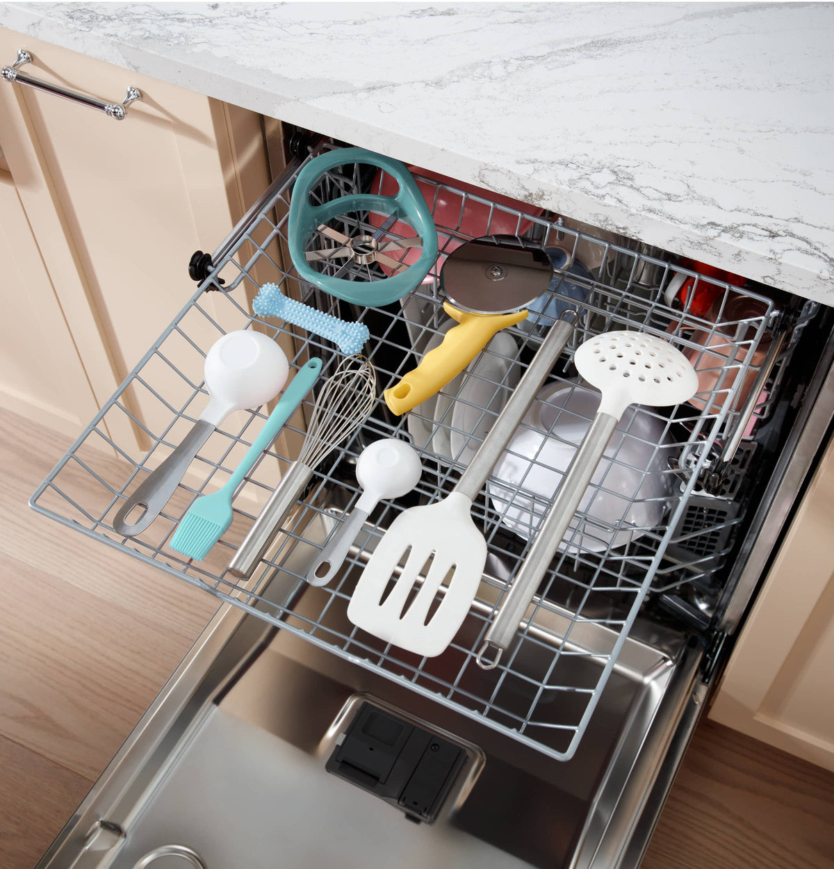 GE - 24" Front Control Built-In Stainless Steel Tub Dishwasher with 3rd Rack, Sanitize Cycle and 47 dBA - Stainless Steel