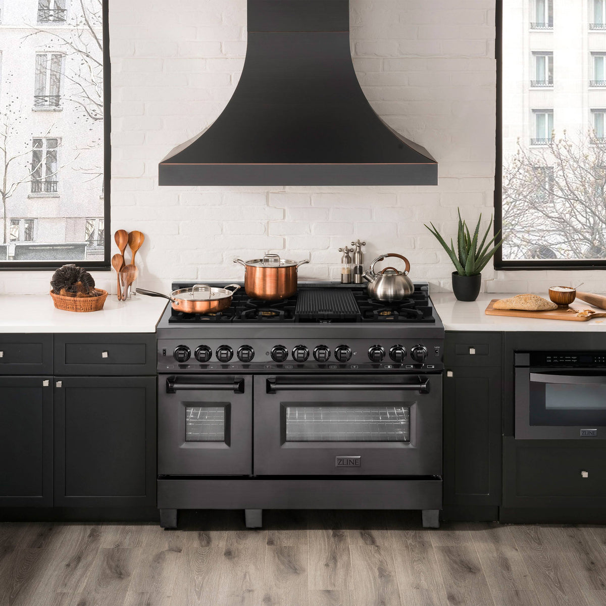 ZLINE - 48 in. Wide 8 Burner 6.0 cu. ft. Freestanding Legacy Dual Fuel Range with Gas Cooktop and 2 Ovens in Black Steel - Multicolor