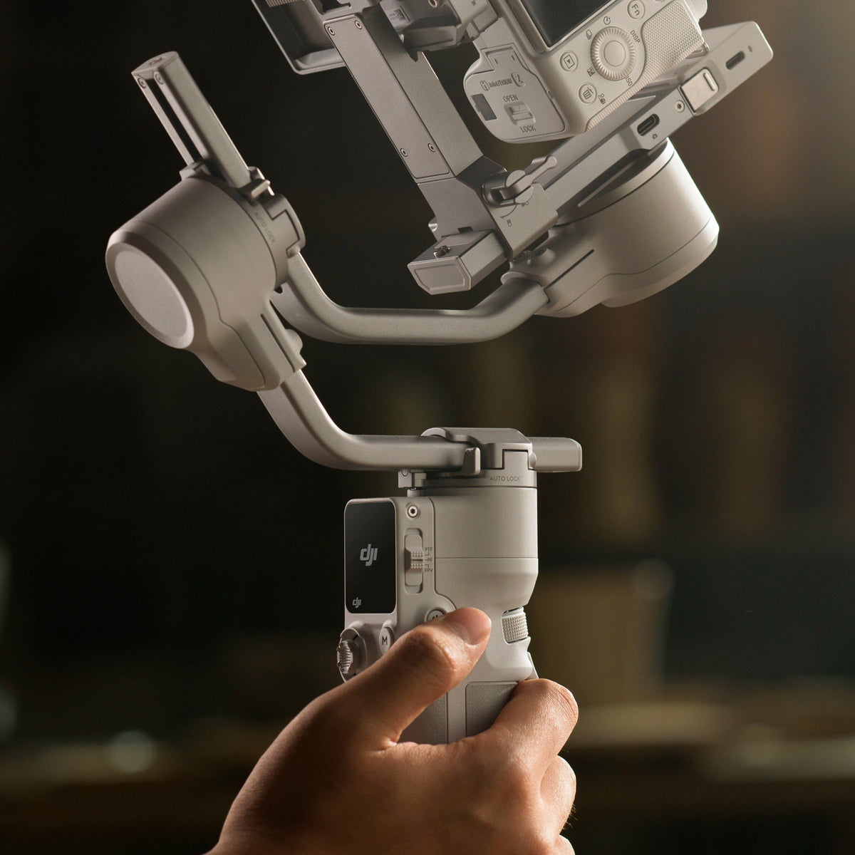 DJI - RS 4 Mini 3-Axis Gimbal Stabilizer - Gray