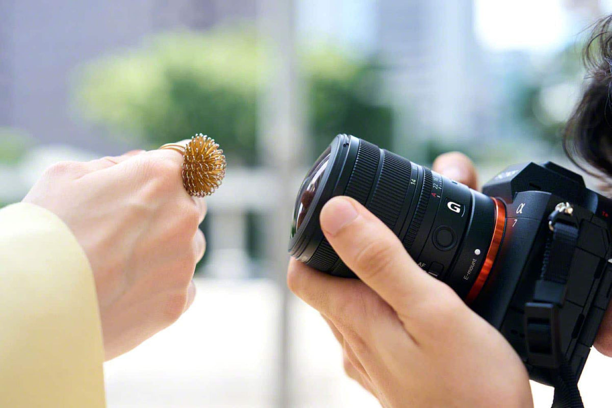 FE 8-14mm F3.5G Fisheye Zoom Lens for Sony DSLR and Mirrorless Cameras - Black