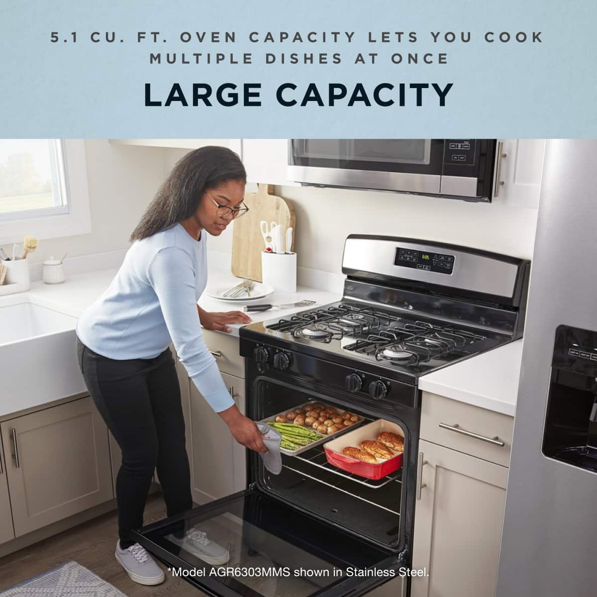 Amana - 30 in. Wide 4 burners 5.1 cu. ft. Freestanding Gas Range with Bake Assist Temps - Black