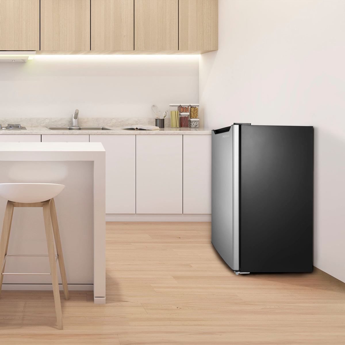 Insignia™ - 4.4 Cu. Ft. Mini Fridge with Door Storage and ENERGY STAR Certification - Stainless Steel