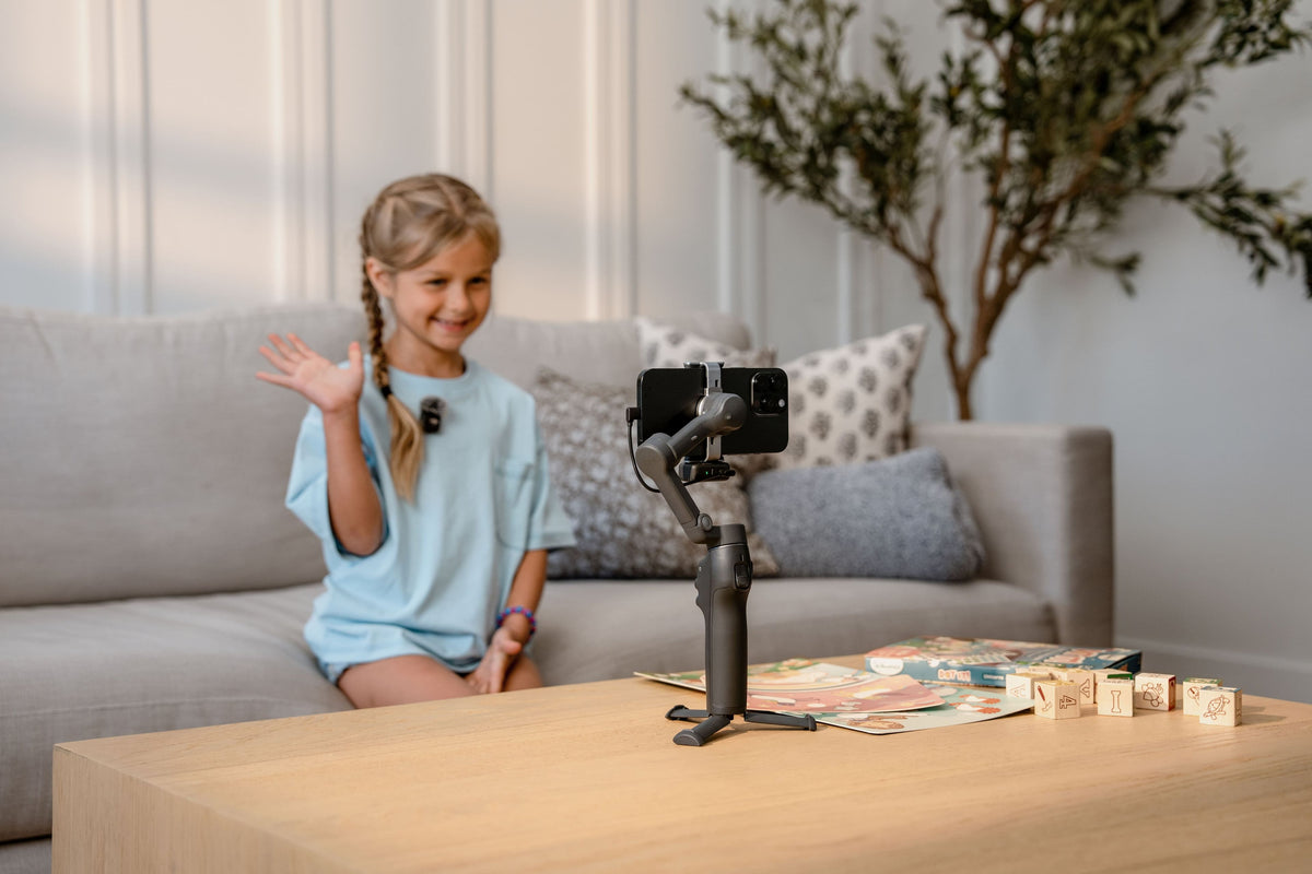 DJI - Osmo Mobile 8 Phone Gimbal Stabilizer - Black