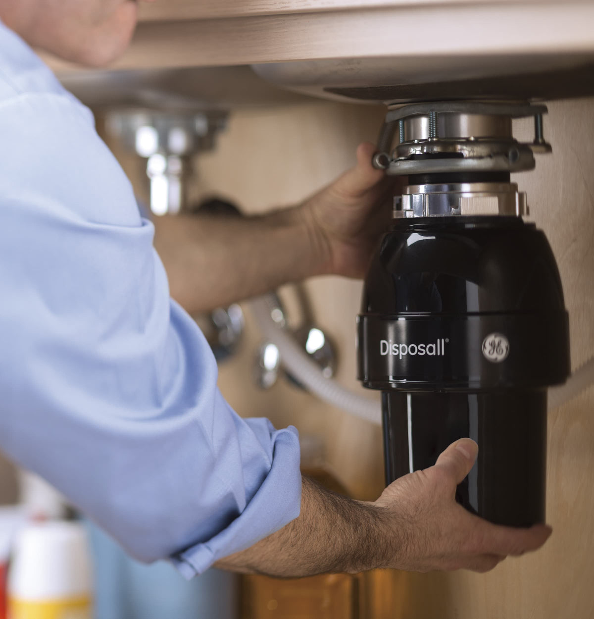 GE - 1/3 HP Continuous Feed Garbage Disposer - Black