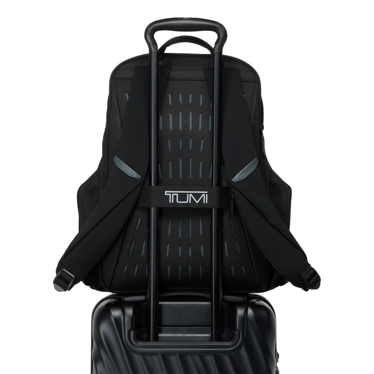 TUMI - Axis Large Backpack 25L - Navy
