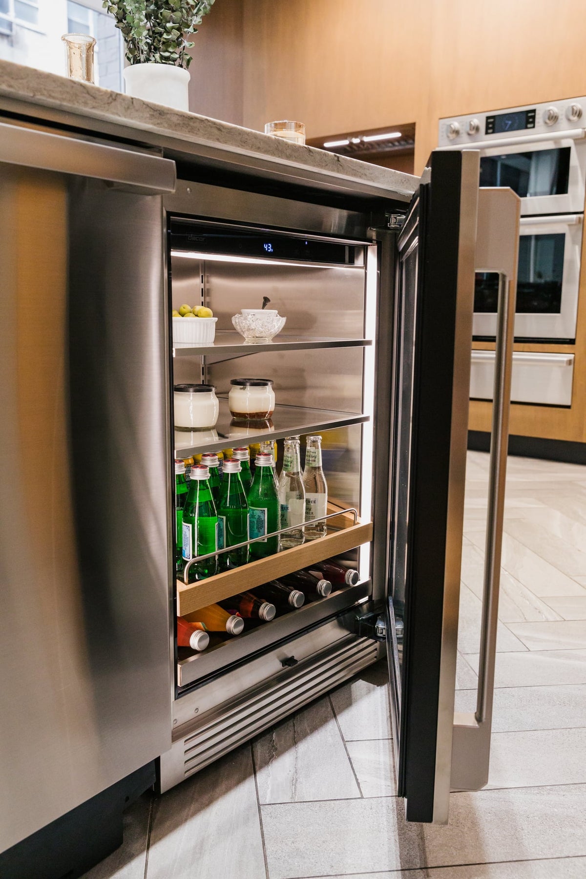 24" Undercounter Panel Kit Compatible with Dacor Undercounter Wine and Refrigeration - Silver