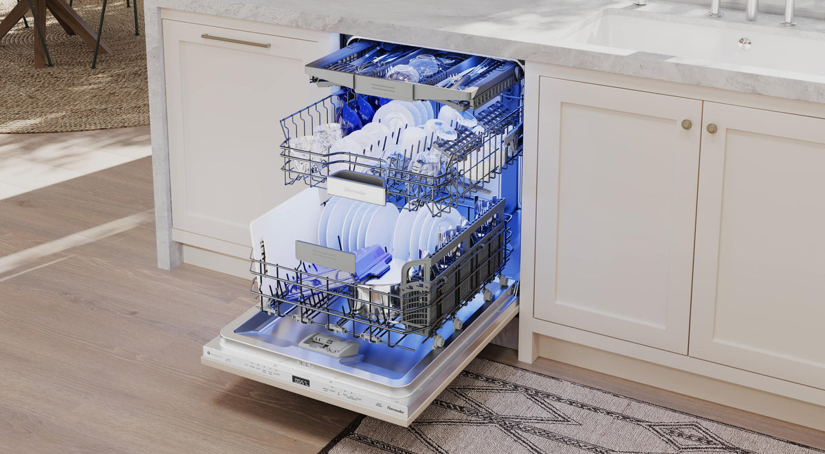 Thermador - Sapphire 24" Top Control Smart Built-In Stainless Steel Tub Dishwasher with 3rd Rack and Interior Light, 44 dBA - Custom Panel Ready