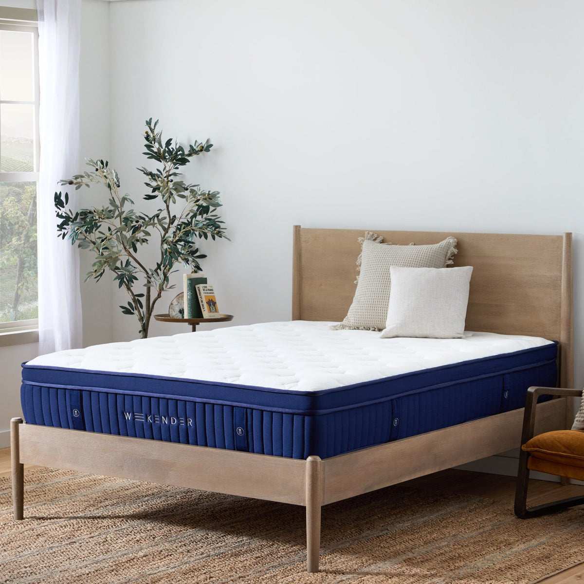 Weekender - 11" Euro Top Hybrid Mattress