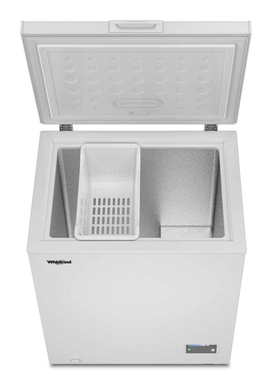 Whirlpool - 5 cu. ft. Chest Freezer with 1 Storage Basket - White