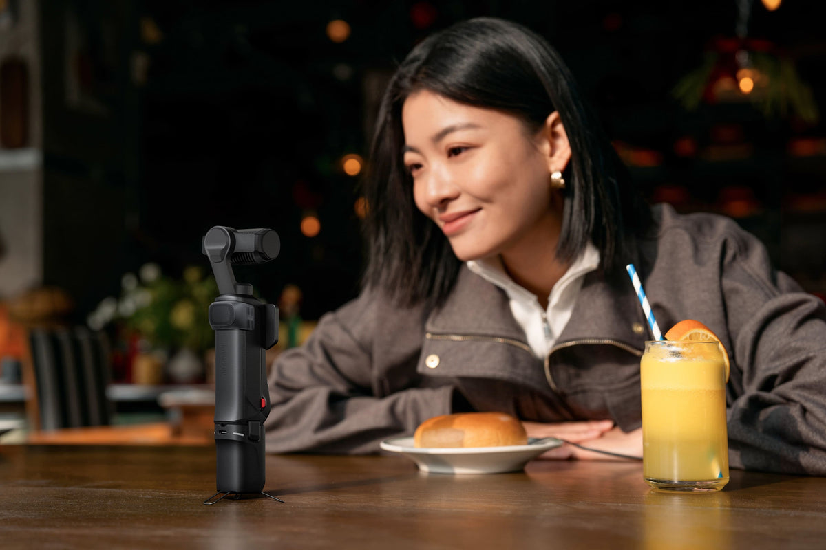 Insta360 - Luna Ultra Creator Bundle - Cosmic Black