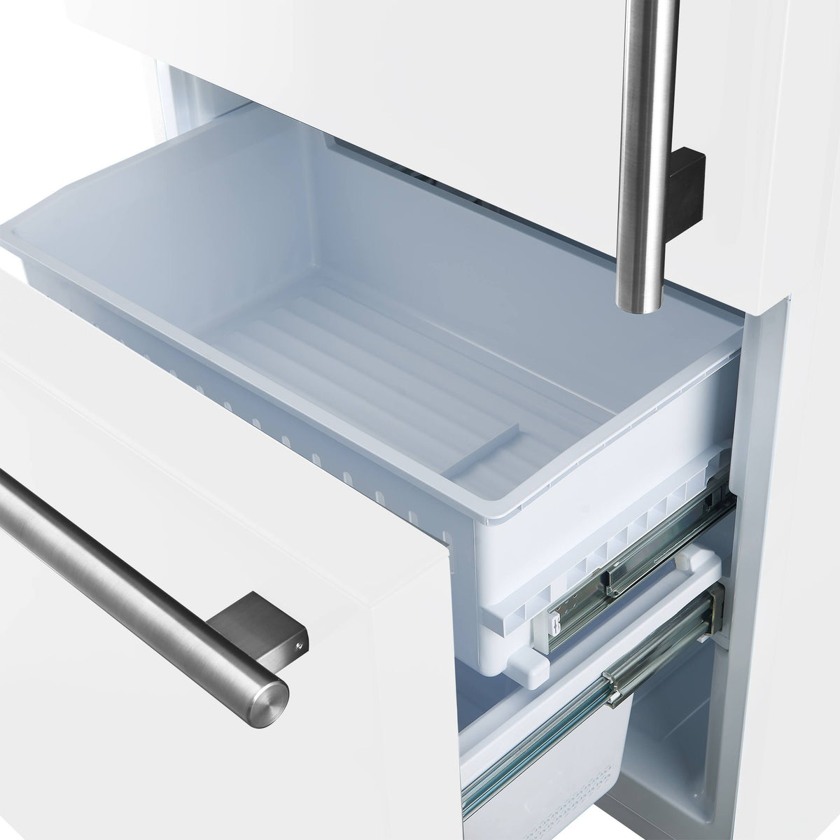 Forno Appliances - Milano Espresso 17.2 Cu. Ft. Bottom Freezer Refrigerator with Built-In Ice Maker - White