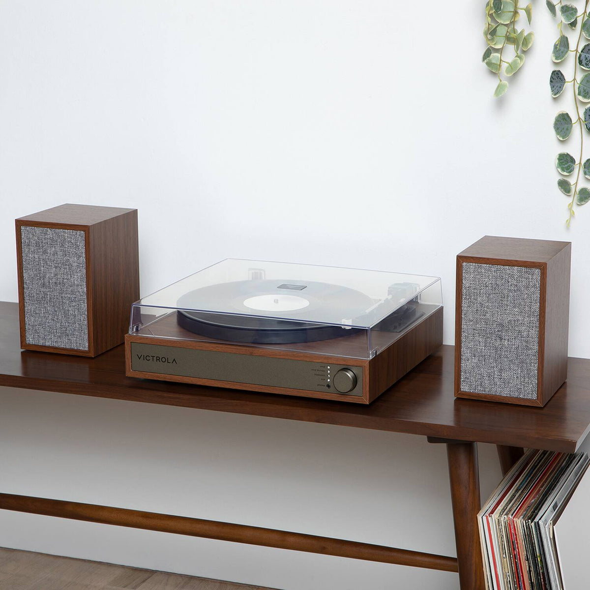 Victrola - Harmony - Walnut