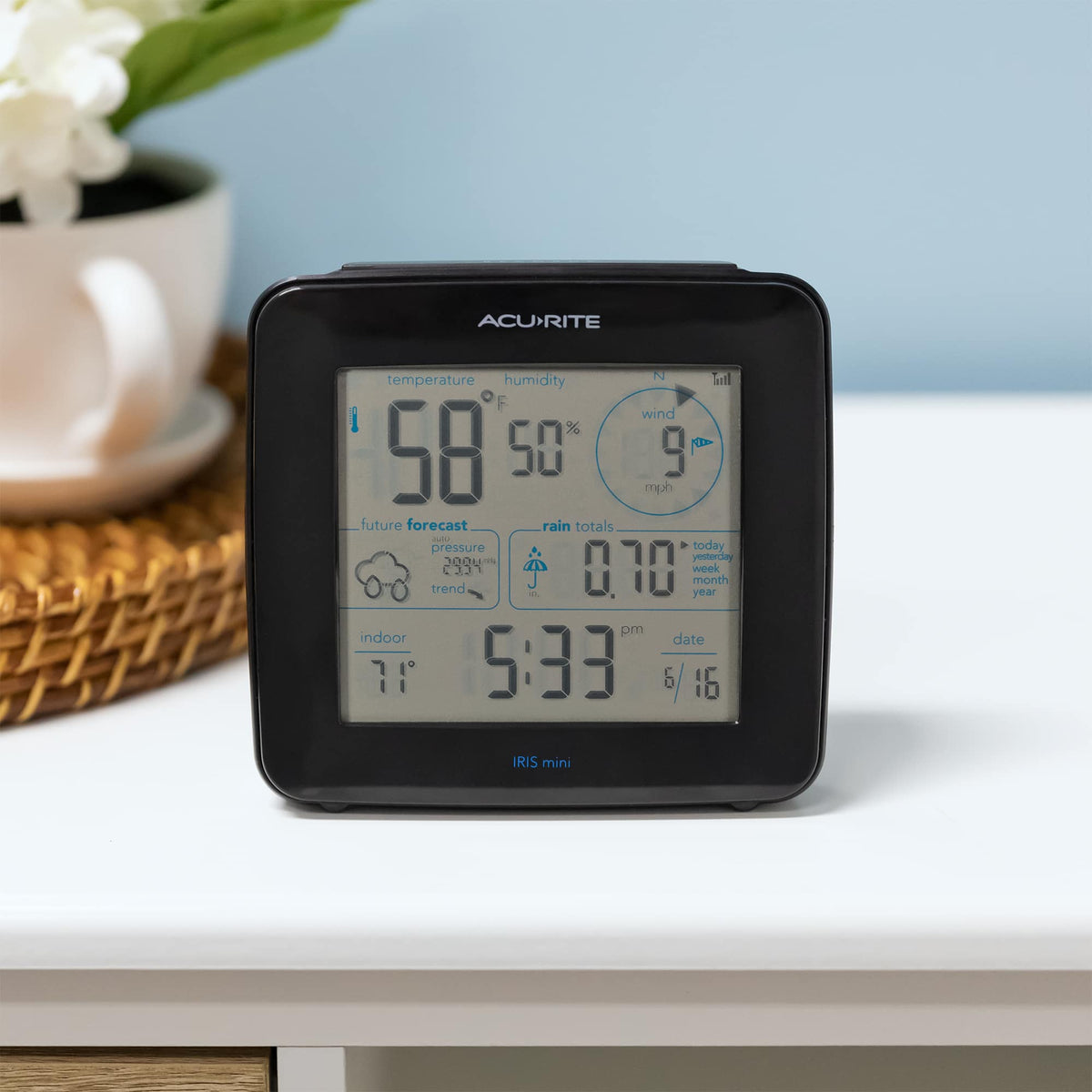 AcuRite - Iris (5-in-1) Weather Station - White/Black