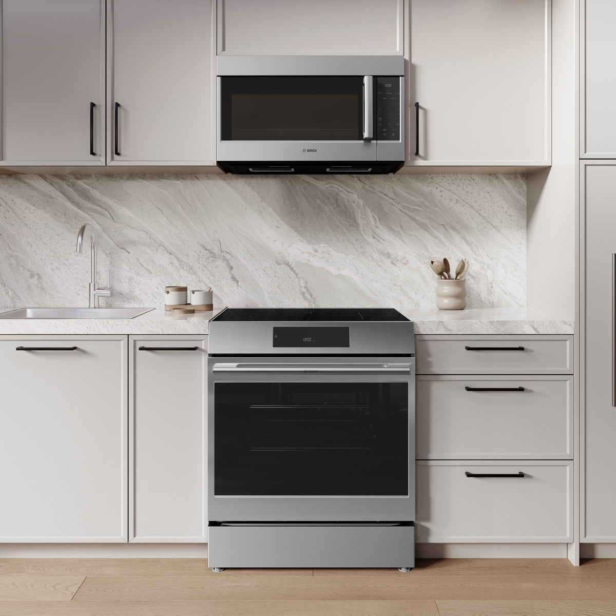 Bosch - 500 Series 30 in. Wide 5.8 Cu. Ft. Slide-In Electric Induction Range with Convection, Steam cleaning and 4 Elements - Stainless Steel